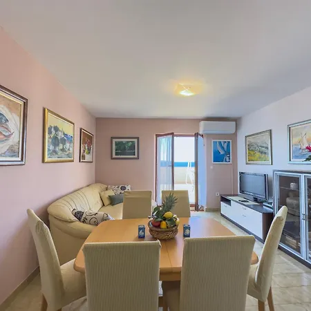 Apartment Doris I Iris Podstrana