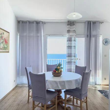 Apartment Doris I Iris